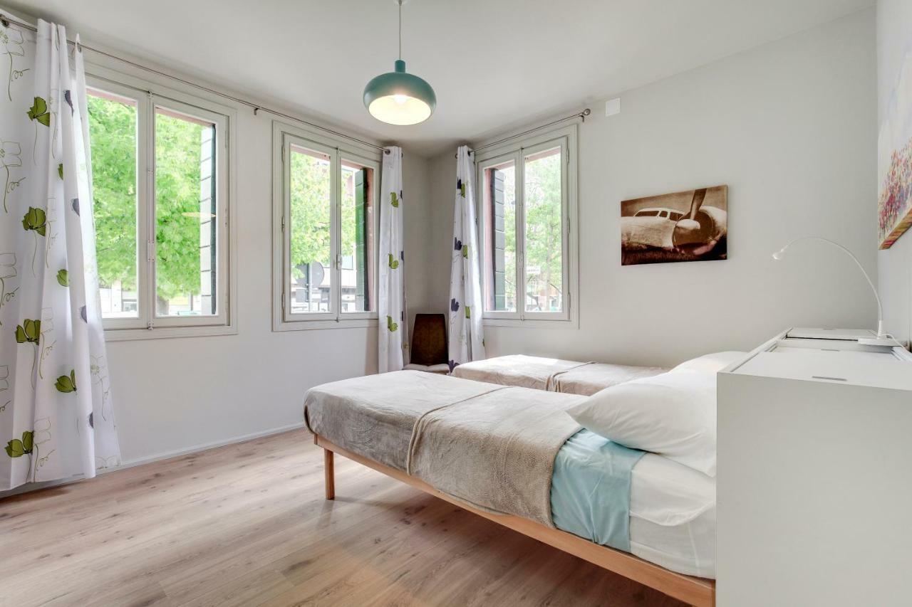 Lido'S Garden Apartment Lido di Venezia ภายนอก รูปภาพ